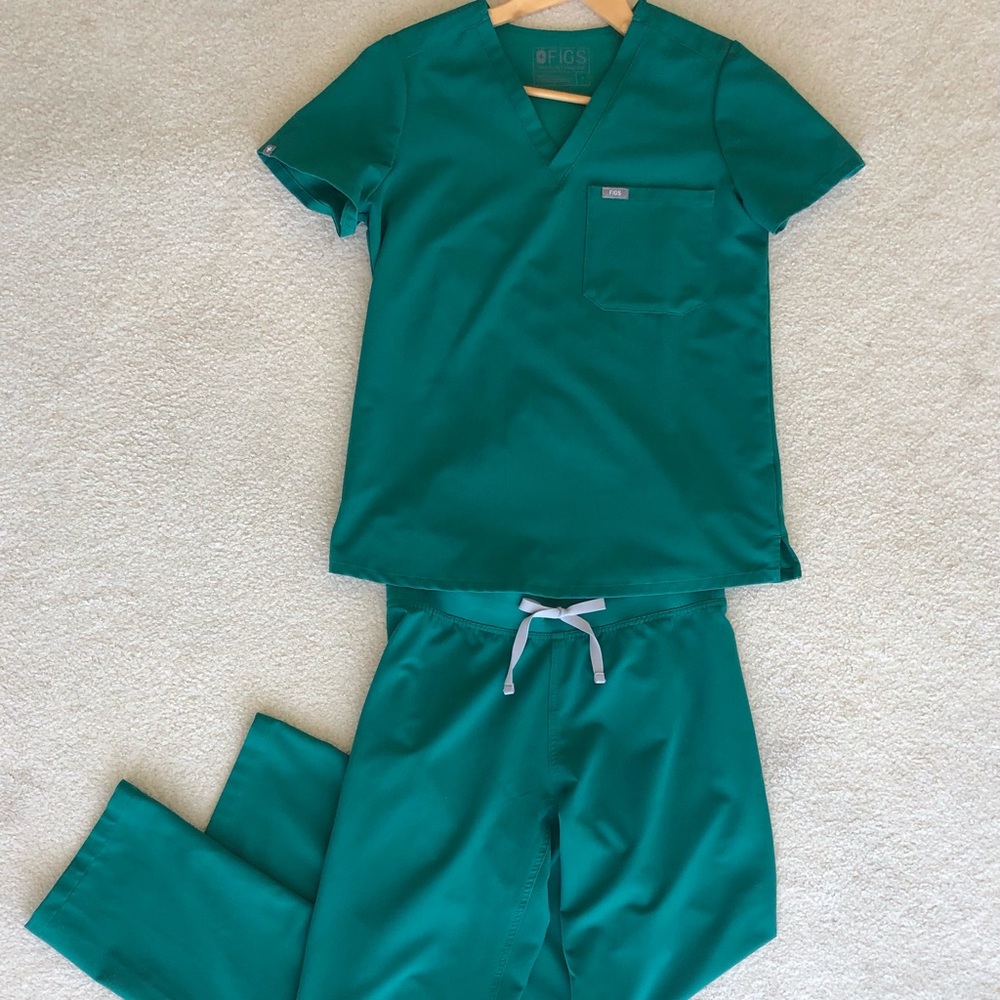 FIGS green scrub set-Small TALL